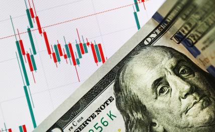 Эксперт: на курс доллара влияет огромный госдолг США
