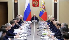 Каким будет кабмин после инаугурации: Путин может усилить правительство энергичным человеком