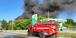 Взрывы баллонов и емкостей с топливом: Открытое горение на заправочной станции в Новосибирске
