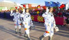 Лунная гонка: Китай позовет Россию участвовать в освоении спутника Земли