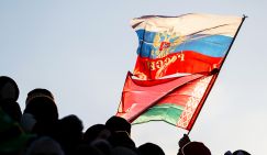 "Вижу, как Россия постепенно теряет симпатии белорусов"
