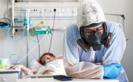 «Коронавирус может ждать судьба Гонконгского гриппа»: вирусолог