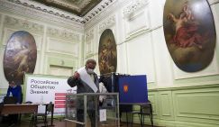 В Питере за команду местного главного законодателя голосуют музейные экспонаты