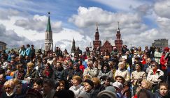 «Господи, да за что же нам это все»: Число злых на власть россиян растет