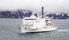 “Дания захватила судно «Академик Иоффе», корвет «Стойкий» спешит на помощь»