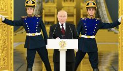 Путин становится объектом преклонения по всему миру
