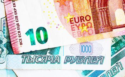 Новости курса валют: Сбербанк поднял цены на доллар и евро