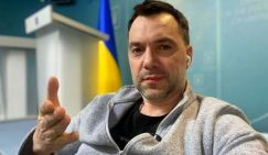 Феномен Арестовича: Почему миллионы украинцев внимают местечковому Геббельсу