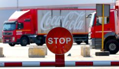 Coca-Cola уходит: Драка за их заводы будет жестокой