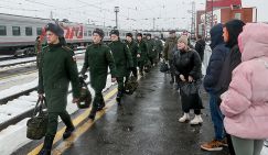 Спецоперация отменяет весенний «дембель» для 120 000 российских солдат?