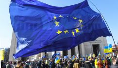 Евроохота на евроведьм: Сомневаешься в политике НАТО на Украине – собирай чемодан!