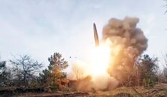 Киевская хунта сжалась от страха в ожидании нового ракетного удара по энергетике и мостам через Днепр