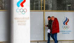 Денежки Россия платит, а ее от спорта отстраняют