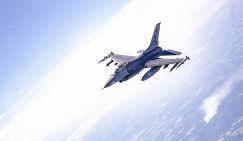 Американский пилот Дж.Венейбл: Я не трус, но летать над Днепром на F-16 не стал бы, нет шансов уцелеть