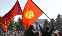 Киргизия: Запад отомстит Жапарову за поездку в Москву на 9 мая новым Майданом