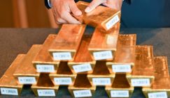 Национальный банк Румынии намерен потребовать от России возвращения золотого запаса