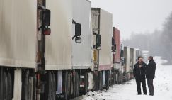 Кабмин продлил запрет на въезд в Россию грузовиков из Европы и Украины
