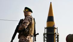 Иран воюет нежно: По данным АР, баллистические ракеты уже завозят даже сомалийским пиратам