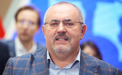 На фото:  представитель партии "Гражданская инициатива" Борис Надеждин