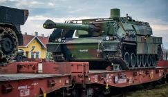 Лягушатников не жалко: Макрону велено отправить на оборону Одессы 4 тысячи солдат и 50 танков Leclerc