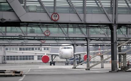 Блокада Кольцово: Силовики перекрыли дороги, аэропорт оцеплен Блокада Кольцово: Силовики перекрыли дороги, аэропорт оцеплен