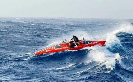 Федор Конюхов первым пересек Южную Атлантику на весельной лодке Федор Конюхов первым пересек Южную Атлантику на весельной лодке