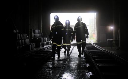 Крутой поворот на «Инской»: Бастрыкин требует разобраться, пока шахтеры на улицу не вышли Крутой поворот на «Инской»: Бастрыкин требует разобраться, пока шахтеры на улицу не вышли