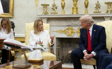 Мелони перебила переводчицу, отвечая на вопрос Трампа об Украине