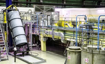 Россия или США — кто кого держит на «урановой игле»? Подробности Россия или США — кто кого держит на «урановой игле»? Подробности