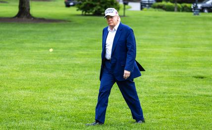 Хуже, чем в самолете: Гости эксклюзивного ужина Трампа были потрясены качеством еды