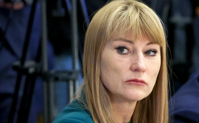 Журова прокомментировала радость французов, занявших место сборной России на ОИ Журова прокомментировала радость французов, занявших место сборной России на ОИ