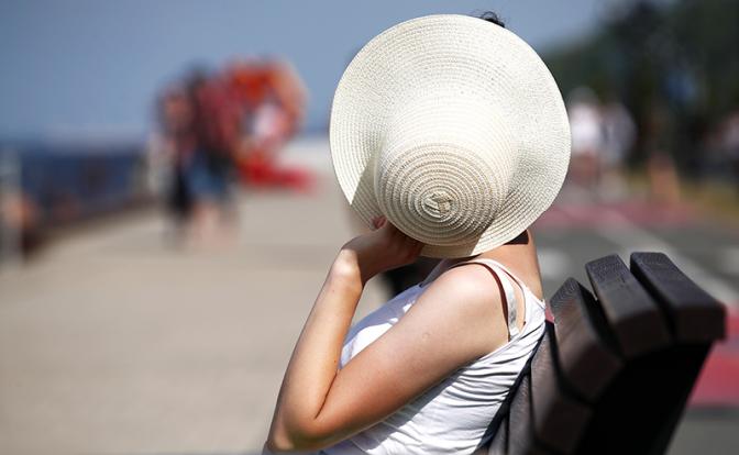 Жара в Крыму убила двух человек Жара в Крыму убила двух человек