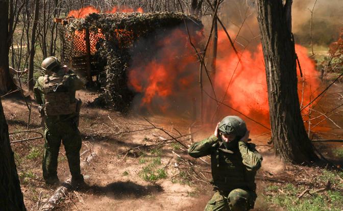 Штурм Степногорска: ВСУ пытаются сделать из поселка-призрака второй Угледар — «промка» с туннелями, многоэтажки Штурм Степногорска: ВСУ пытаются сделать из поселка-призрака второй Угледар — «промка» с туннелями, многоэтажки