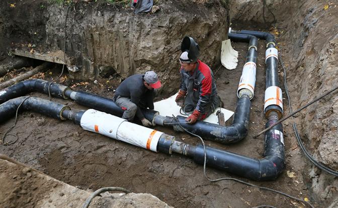 Михаил Делягин: Смерть России придет через частную канализационную трубу Михаил Делягин: Смерть России придет через частную канализационную трубу