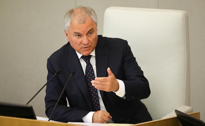 Володин призвал отказаться от импортных тканей при пошиве военной формы Володин призвал отказаться от импортных тканей при пошиве военной формы