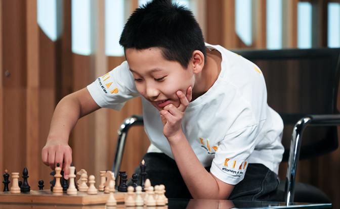 Десятилетний российский шахматист стал международным мастером Десятилетний российский шахматист стал международным мастером