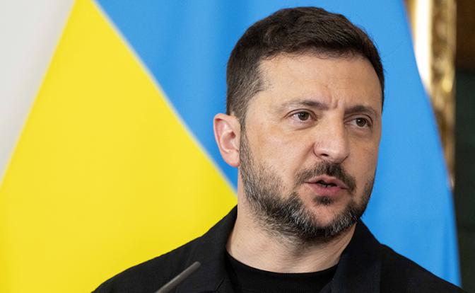 Зеленский назвал три условия для завершения конфликта Зеленский назвал три условия для завершения конфликта