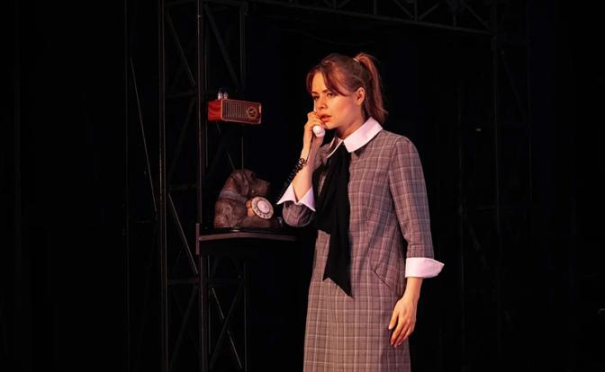 Прима Театра на Трубной устроит «выволочку» начинающей актрисе Прима Театра на Трубной устроит «выволочку» начинающей актрисе