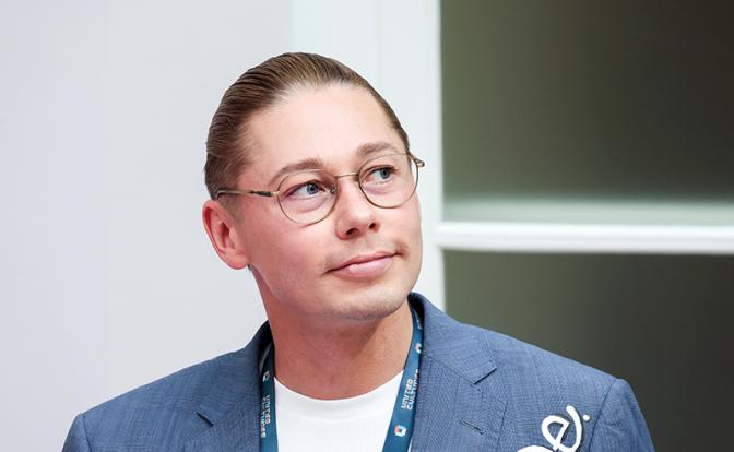 Худрук Театра на Покровке рассказал, заменит ли ИИ живого актёра Худрук Театра на Покровке рассказал, заменит ли ИИ живого актёра