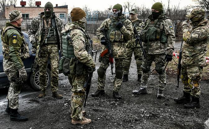 Источники «Резидента» сообщили о серьезном конфликте внутри ВСУ из-за «Азова»