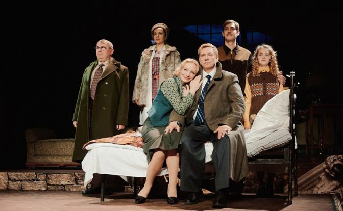 Пять вечеров, меняющих судьбу: Премьера в Театре на Трубной Пять вечеров, меняющих судьбу: Премьера в Театре на Трубной