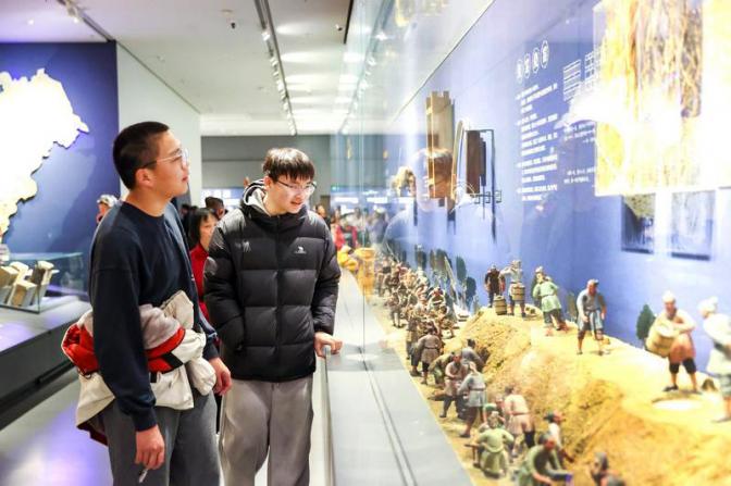 Китайские зумеры прониклись советским прошлым и отказались от гламура