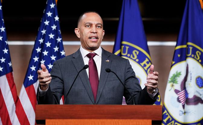 В США призвали к госперевороту В США призвали к госперевороту