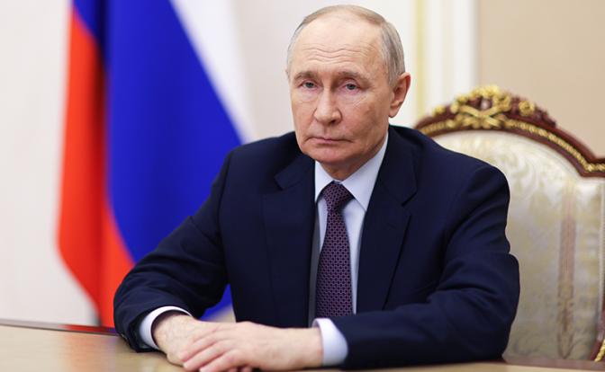 Стало известно, сколько россиян доверяют Путину Стало известно, сколько россиян доверяют Путину