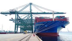 Самое большое грузовое судно Китая отправится из порта Тяньцзинь