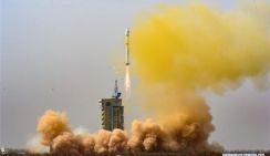 Китай запустил спутники для мониторинга атмосферы и космической среды