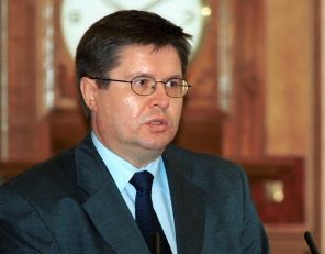 На фото: первый заместитель министра финансов РФ Алексей Улюкаев, 2000 год