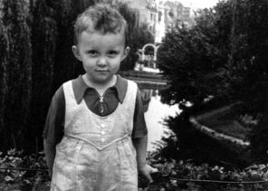 На фото: Григорий Явлинский в детстве