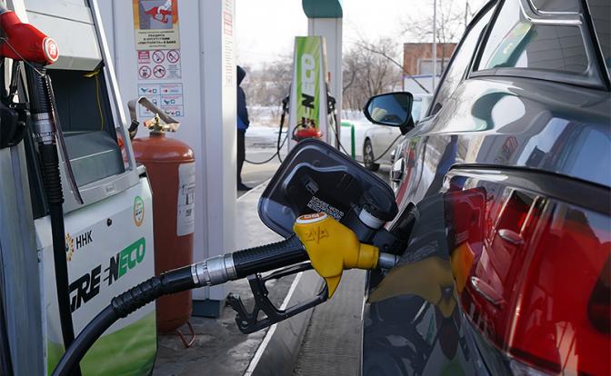 В Минэнерго объяснили рост цен на бензин при дешевеющей нефти