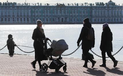 "Очень хитрая штука": Песков понял, что с демографическим кризисом Кремль не справляется